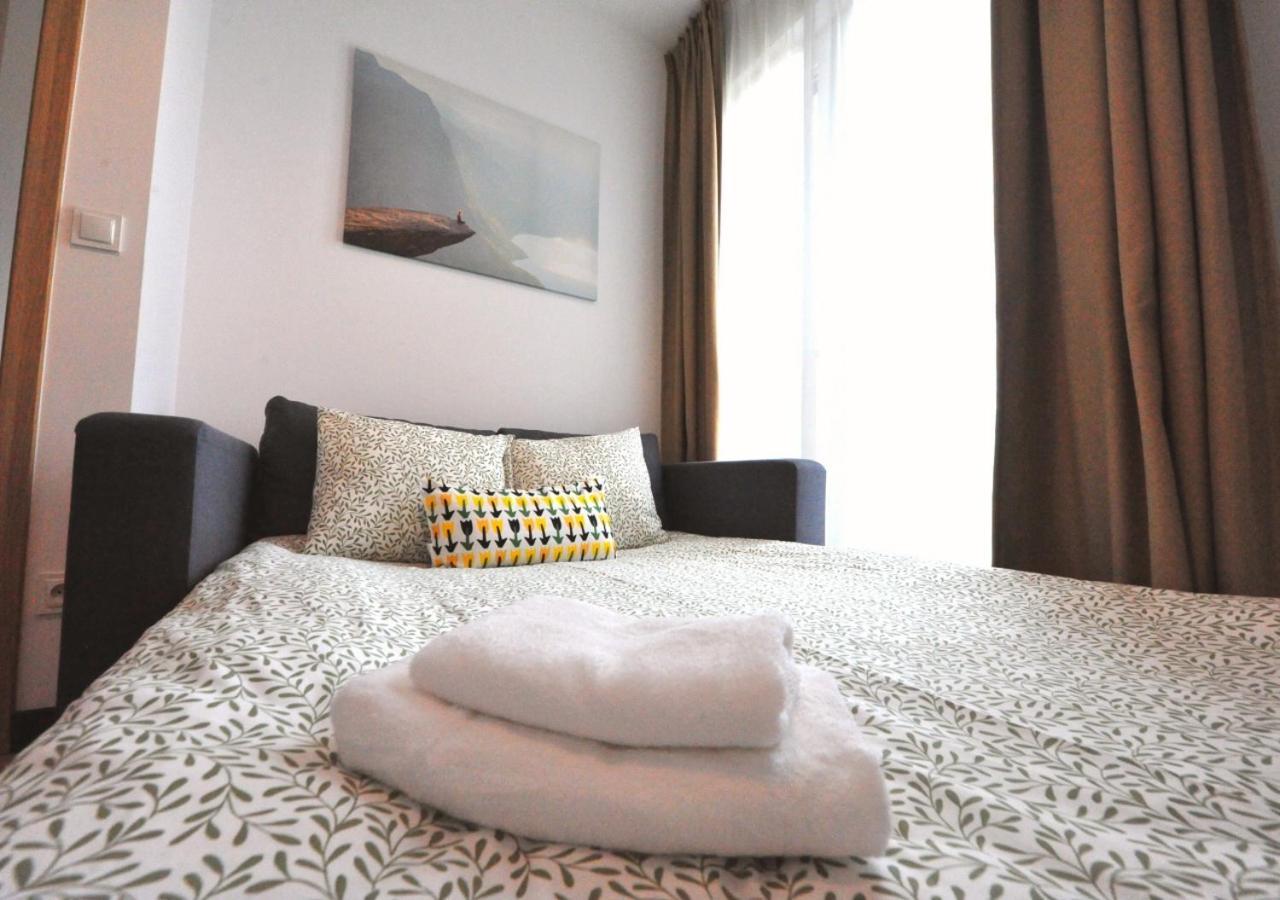 Bk Aparthotel Praga - National Stadium - Comfortable Apartment For 4 People Warsaw Exterior photo